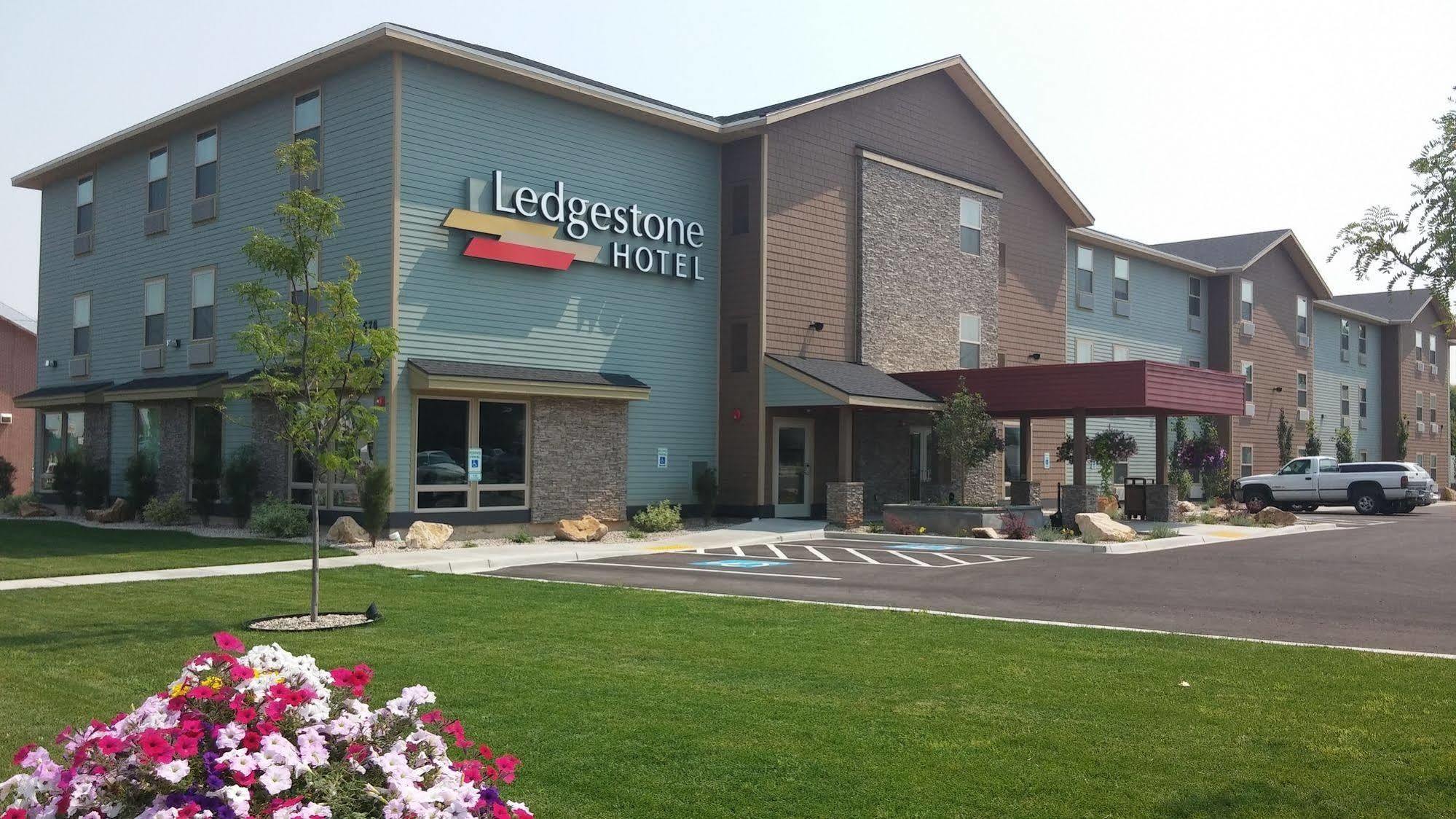 Ledgestone Hotel Vernal Eksteriør billede